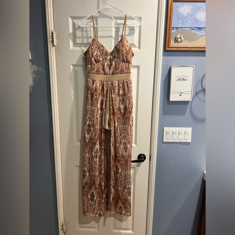 Cute western style dress with built in tan shorts.